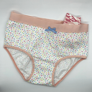Girls Emergency Underwear Kit